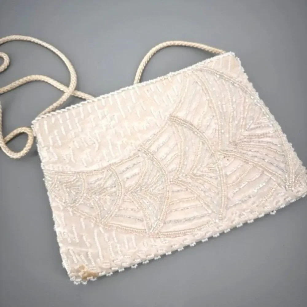 Vintage Magid Women's Iridescent Beaded‎ Clutch Purse Sling Handbag White Mini